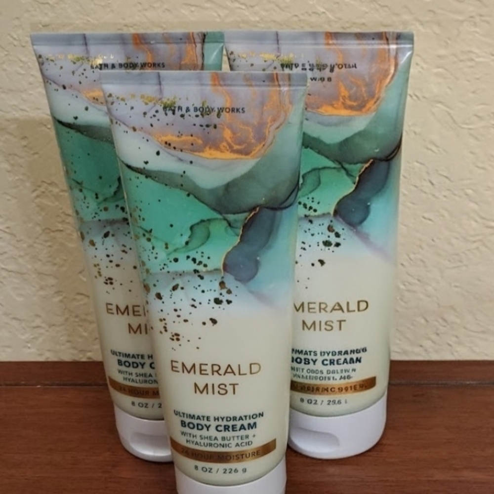 Bath & Body Works Emerald Mist Body Cream - Lot 3  Brand New RARE Discontinued